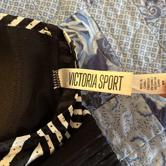 Victoria Sport bra. - Picture 3 of 5